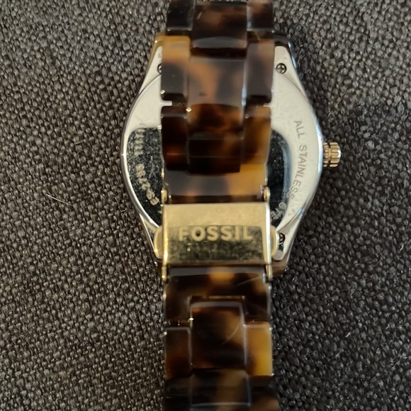 Tortoise Fossil Watch - Picture 2 of 2